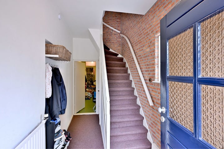 View photo 3 of Hendrik Droststraat 22