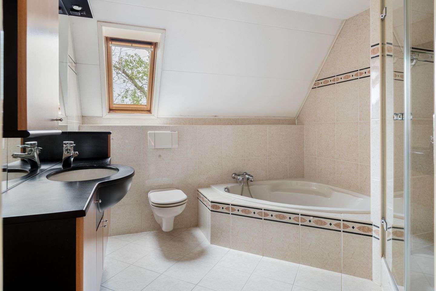 Foto 34 van Over de Leij 14