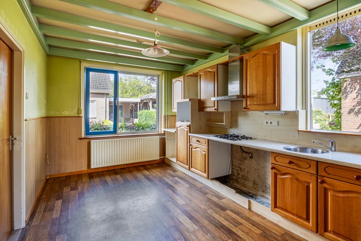 Foto 8 van Esdoornstraat 1