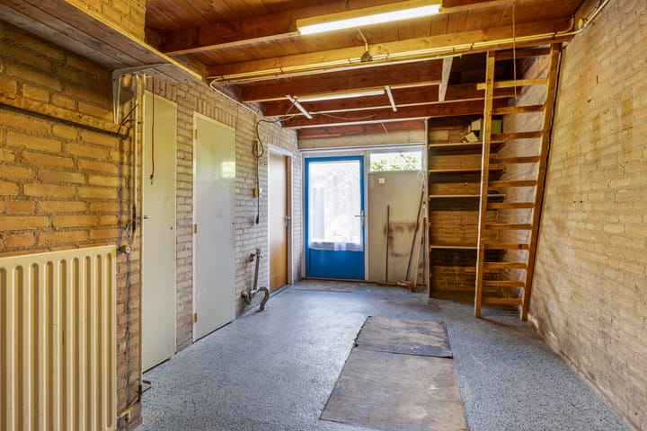 Foto 13 van Esdoornstraat 1