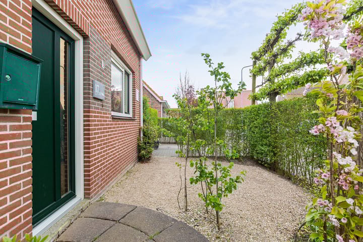 Foto 5 van de Oppervloer 17