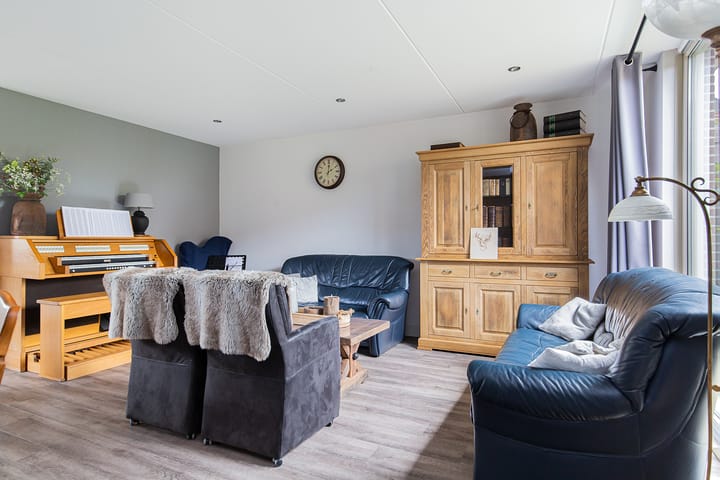 Foto 13 van de Oppervloer 17