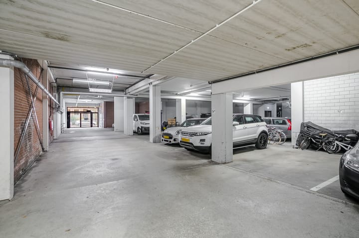 Foto 27 van Van Oldenbarneveldtstraat 52-N