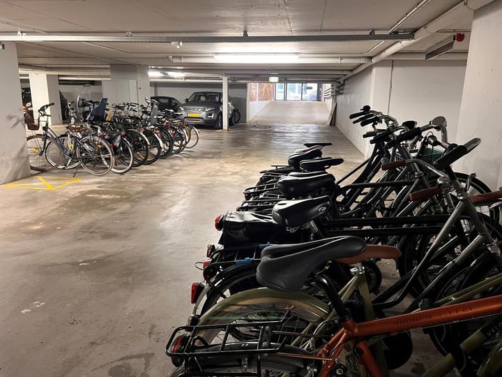 Foto 28 van Van Oldenbarneveldtstraat 52-N