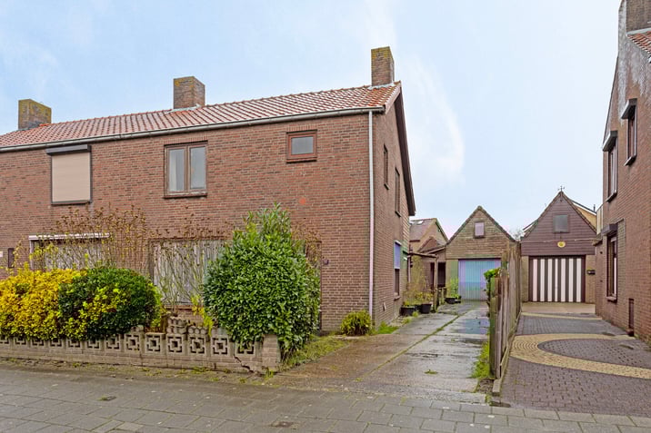 undefined main image