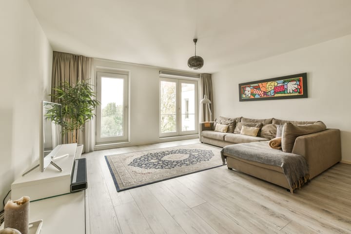 Foto 1 van Haarlemmerplein 16-A