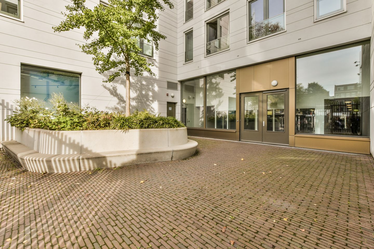 Foto 5 van Haarlemmerplein 16-A