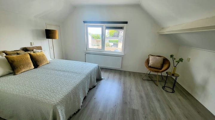 Foto 16 van Uiterweg 302