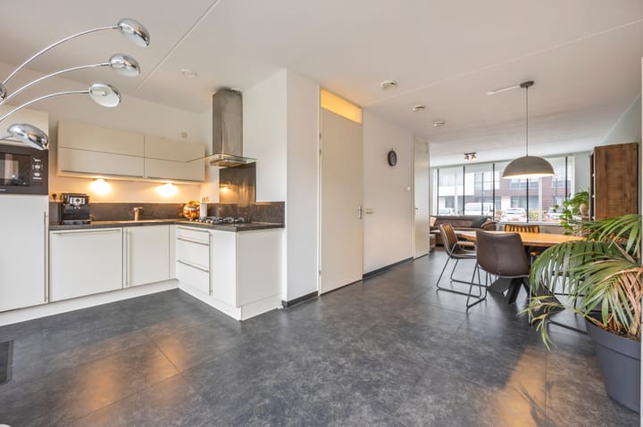 Foto 2 van Thaalweg Oost 12