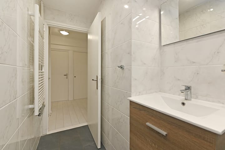 Foto 20 van Loosduinse Hoofdstraat 274