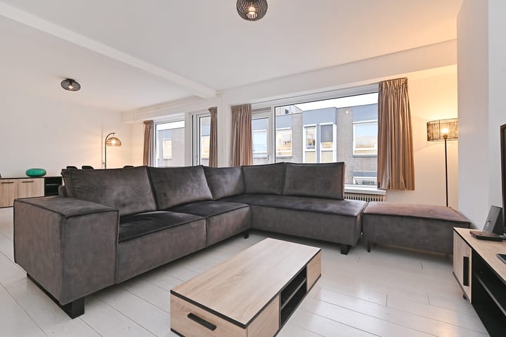 Foto 24 van Loosduinse Hoofdstraat 274