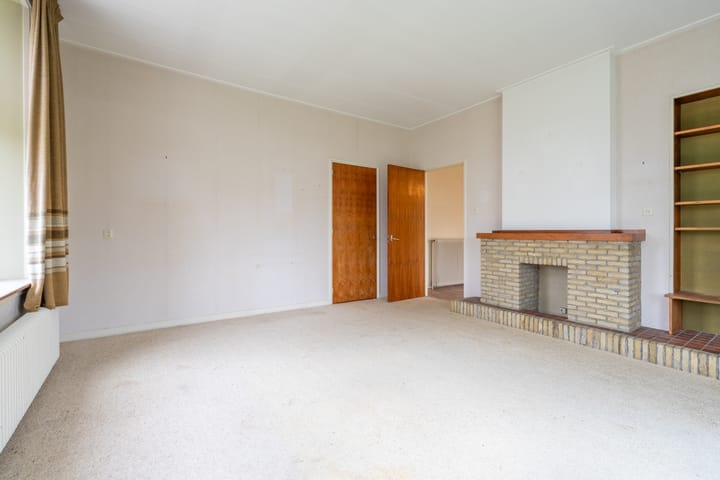 Foto 13 van Middenweg 188