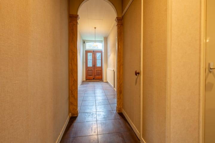 Foto 17 van Middenweg 188