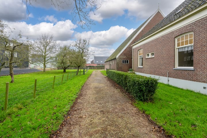 Foto 29 van Middenweg 188