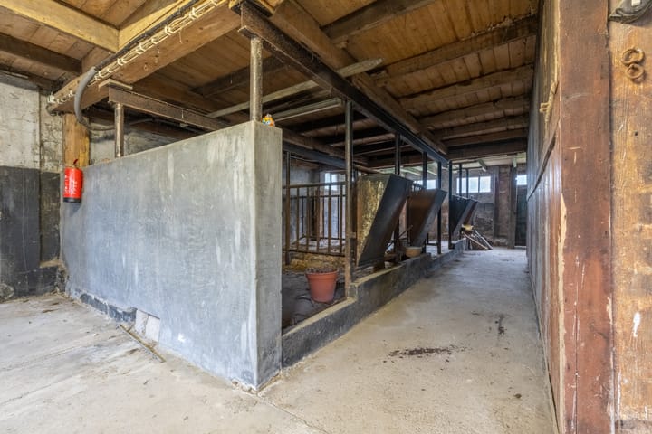 Foto 41 van Middenweg 188