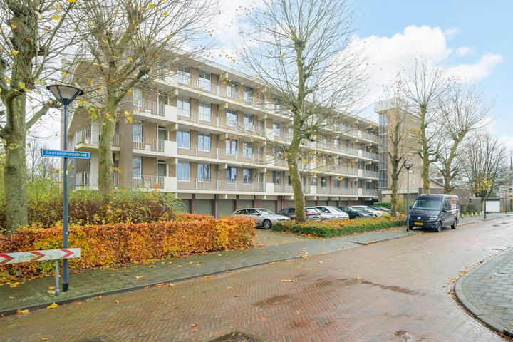 View photo 1 of Doornenburgstraat 65-B