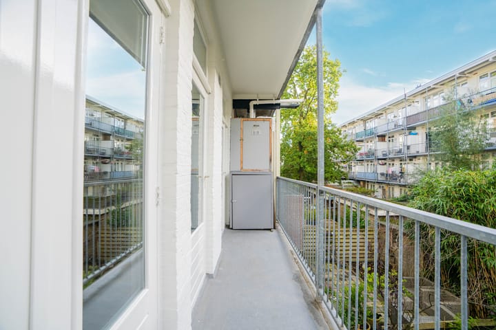 Foto 18 van John Franklinstraat 45-1