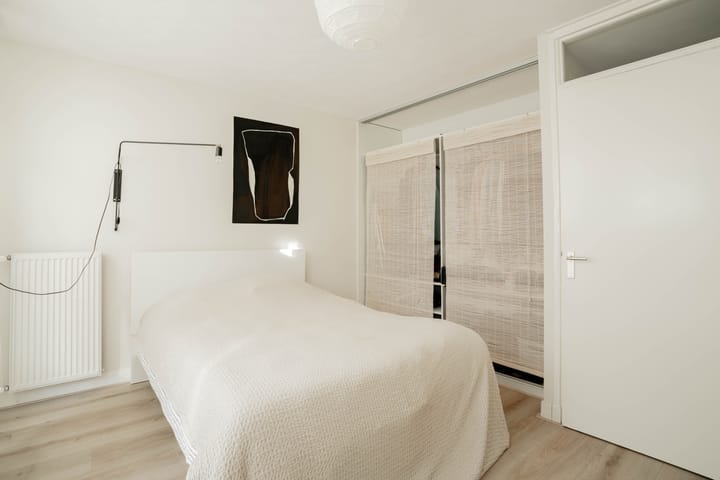 Foto 20 van John Franklinstraat 45-1