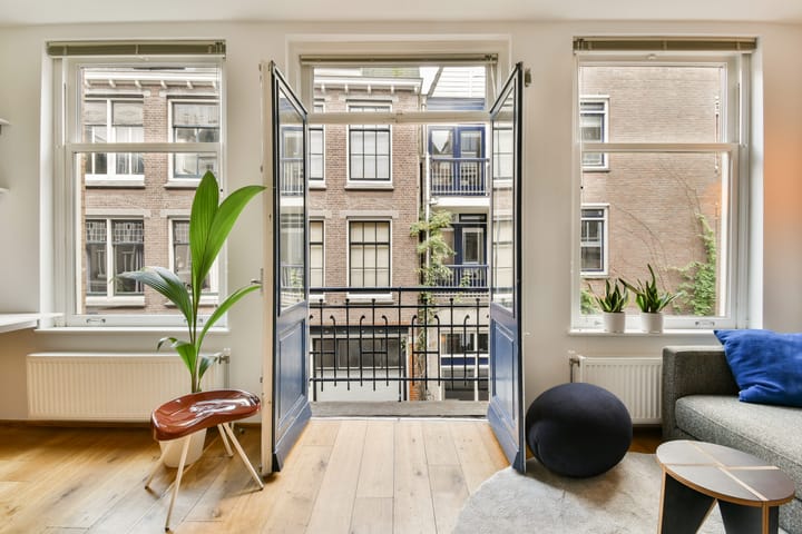 Foto 3 van Eerste Tuindwarsstraat 4-1