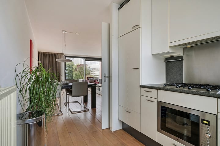 Foto 14 van Gouwe 84