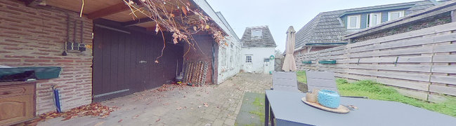 View 360° photo of Achtertuin of Molenweg 43