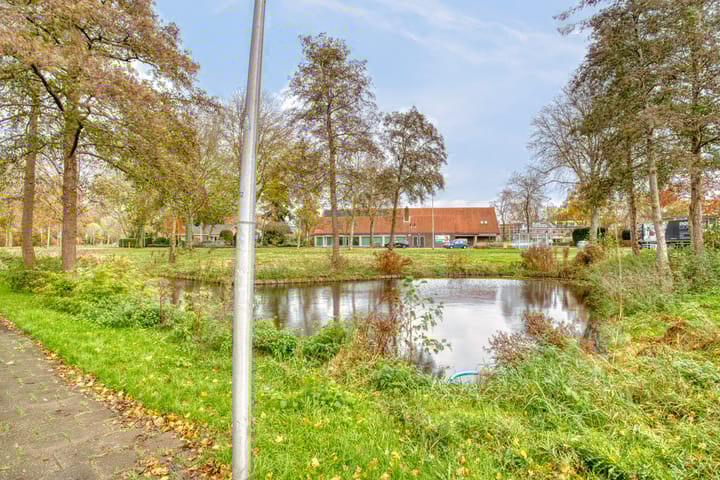 Foto 38 van Waterhoenstraat 47