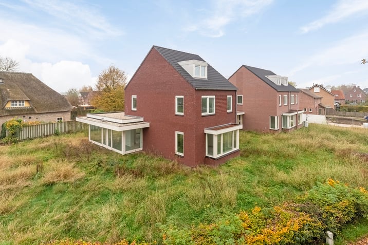 Hoofdstraat 13 B-C-D Genderen main image