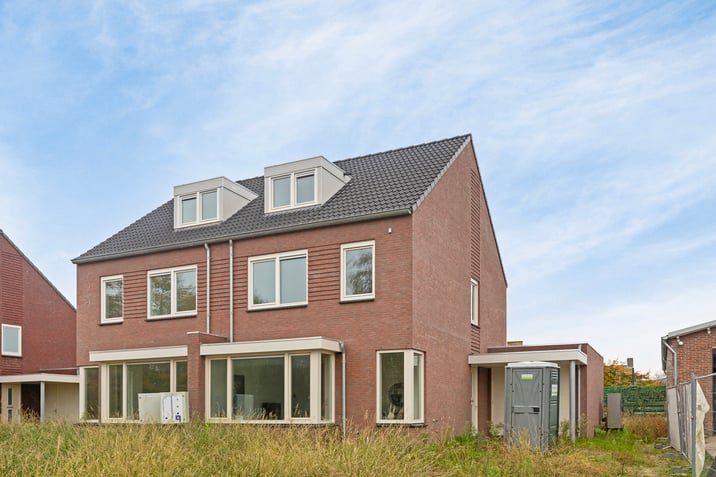 Hoofdstraat 13 B-C-D Genderen main image