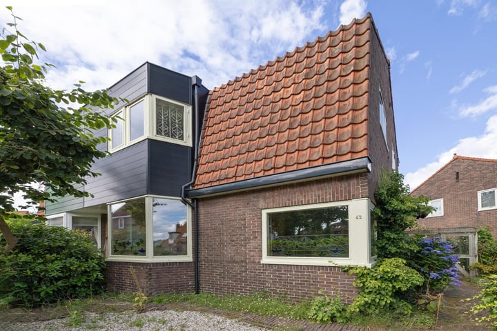 Bekijk foto 2 van Gijsbrecht van Amstelstraat 42
