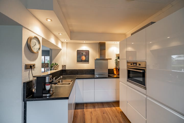 Foto 3 van W.A. Scholtenweg 49