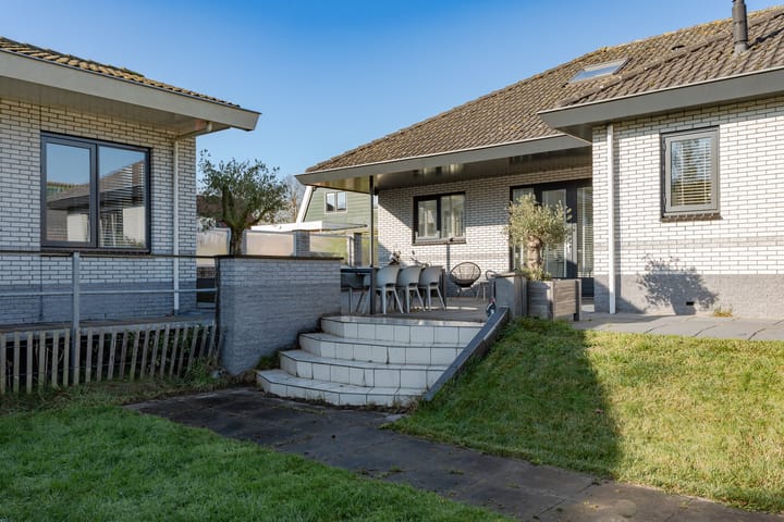 Foto 28 van Tuinstraat 10