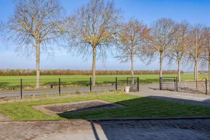 Foto 33 van Tuinstraat 10