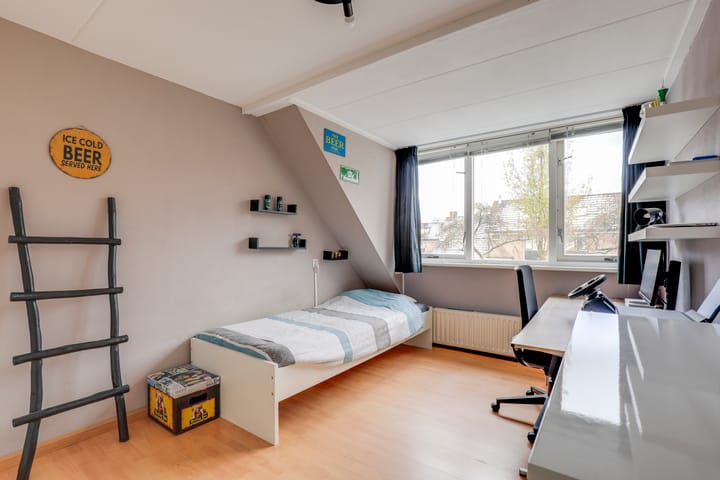 Foto 17 van Perziklaan 8