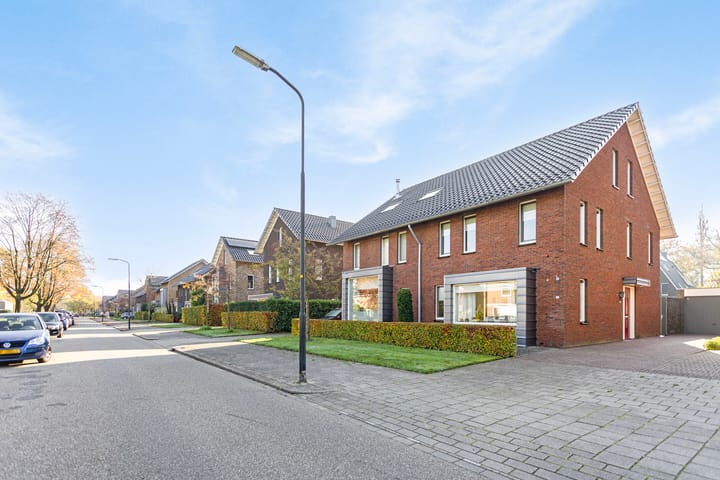 Foto 43 van Einsteinlaan 85