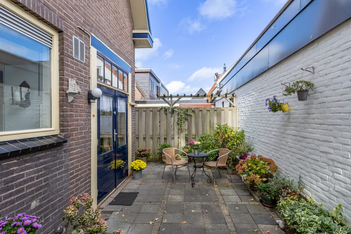 Foto 11 van Leliestraat 9