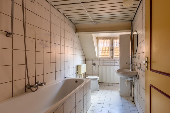 Foto 19 van Leliestraat 9