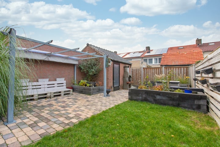 View photo 26 of Graaf Gerardstraat 36