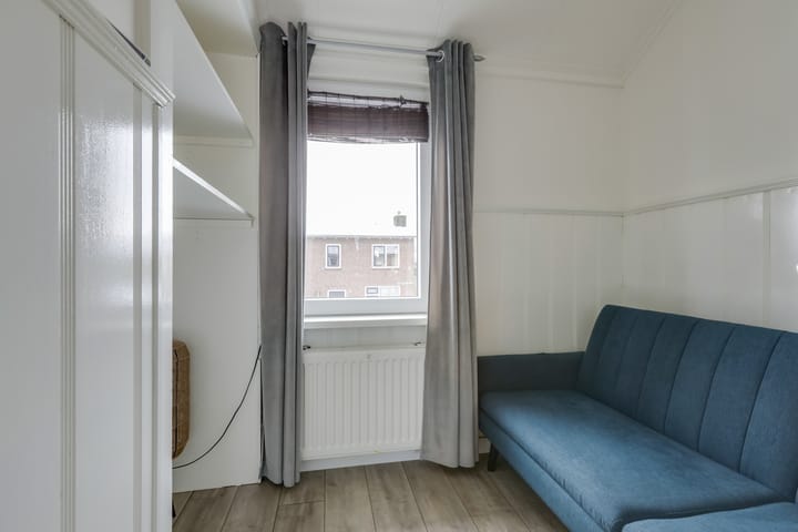 Photo 39 of Graaf Gerardstraat 36