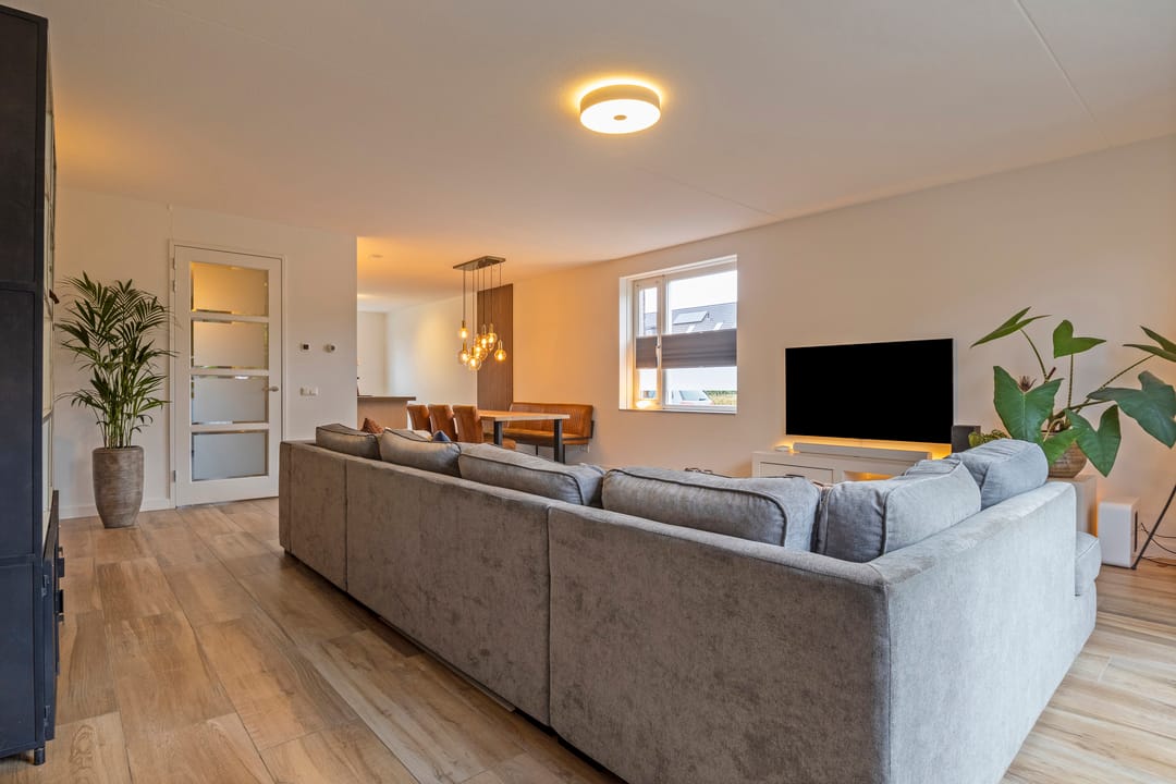 Foto 11 van Oversteek 56