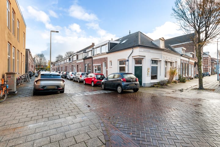 Foto 28 van Rozenstraat 34