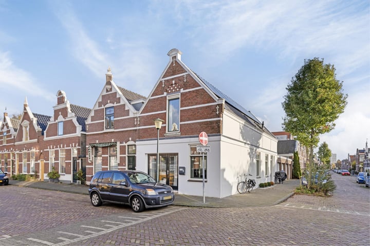 View photo 6 of Callenburgstraat 9