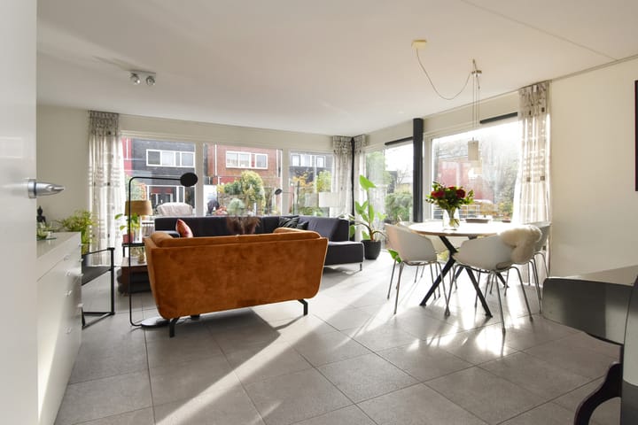 Foto 10 van Zomereik 75