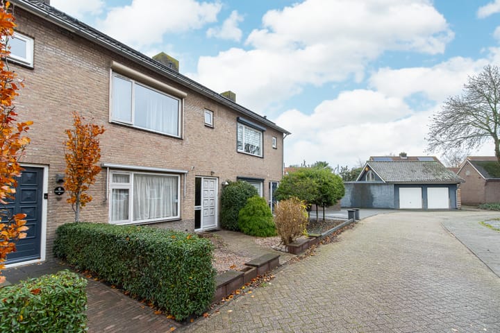 Foto 18 van Rentmeestersstraat 4