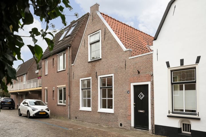 Foto 2 van Schoolstraat 24