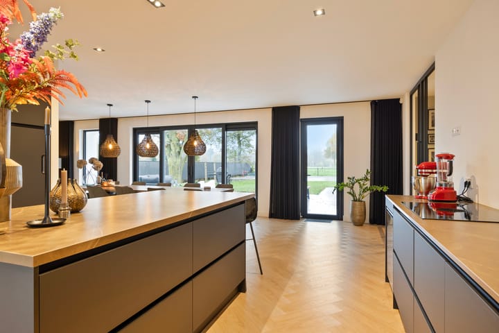 Foto 13 van Wijststraat 21