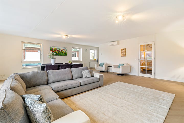 Foto 10 van Bilderdijkstraat 2-7