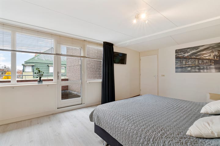 Foto 17 van Bilderdijkstraat 2-7