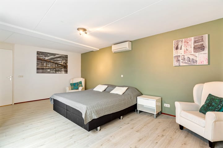 Foto 18 van Bilderdijkstraat 2-7