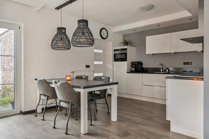 Foto 11 van Zr. Damasastraat 5