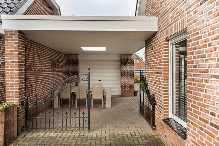 Foto 28 van Zr. Damasastraat 5